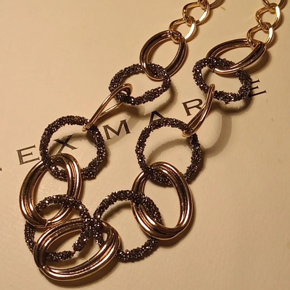 Large Gold & Black Glitter Link Chain Necklace - Picture 3 of 3